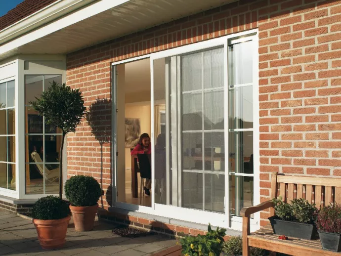 razdizhnaya-setka-okna8 Shueko москитные сетки