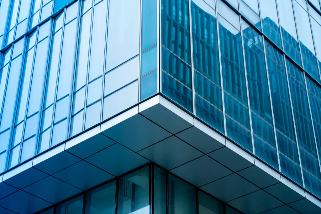 Этапы проектирования фасадного остекления: советы экспертов Schuco