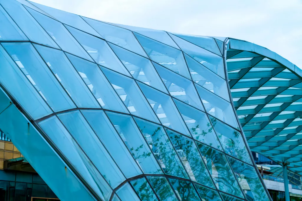 Этапы проектирования фасадного остекления: советы экспертов Schuco